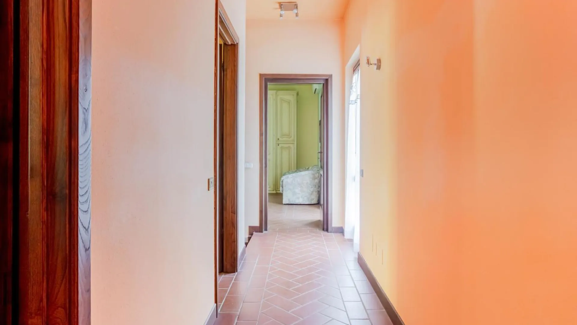 Apartment Rustic Villetta With Garden, Pool And Parking Capannori
