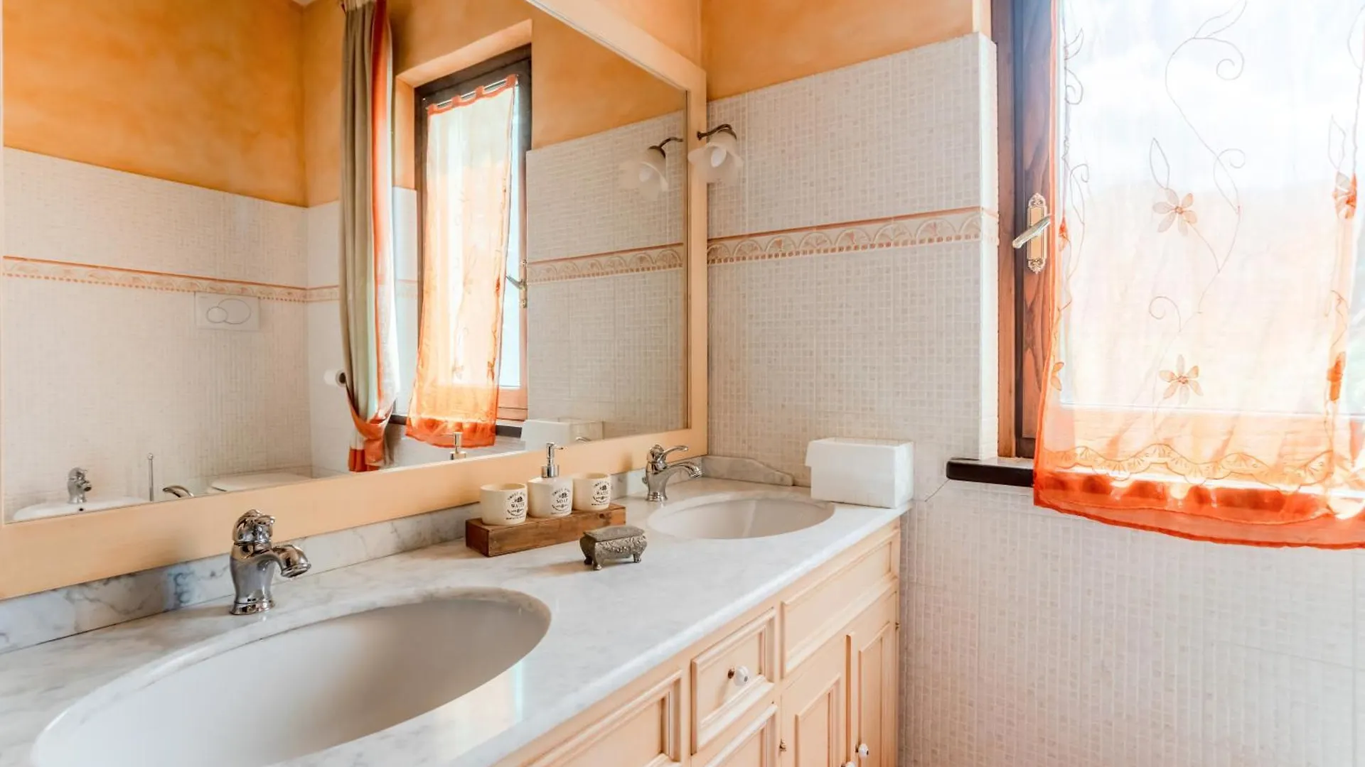 아파트 Rustic Villetta With Garden, Pool And Parking 카판노리